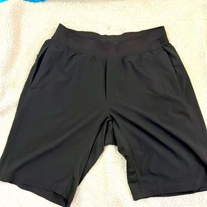 Men’s Lululemon Size Large 11” inseam Linerless Shorts. Olive color